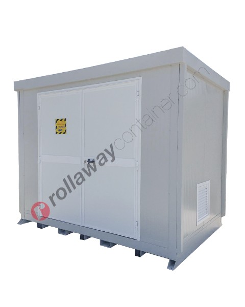 Module de stockage plein air avec panneaux isolés en polyuréthane, bac de rétention et portes battantes